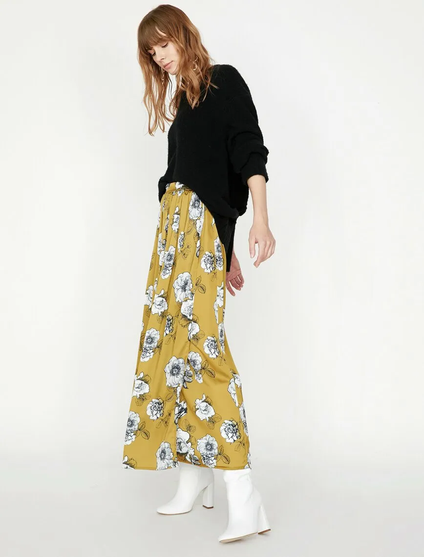 12100 Khaki Floral Maxi Skirt