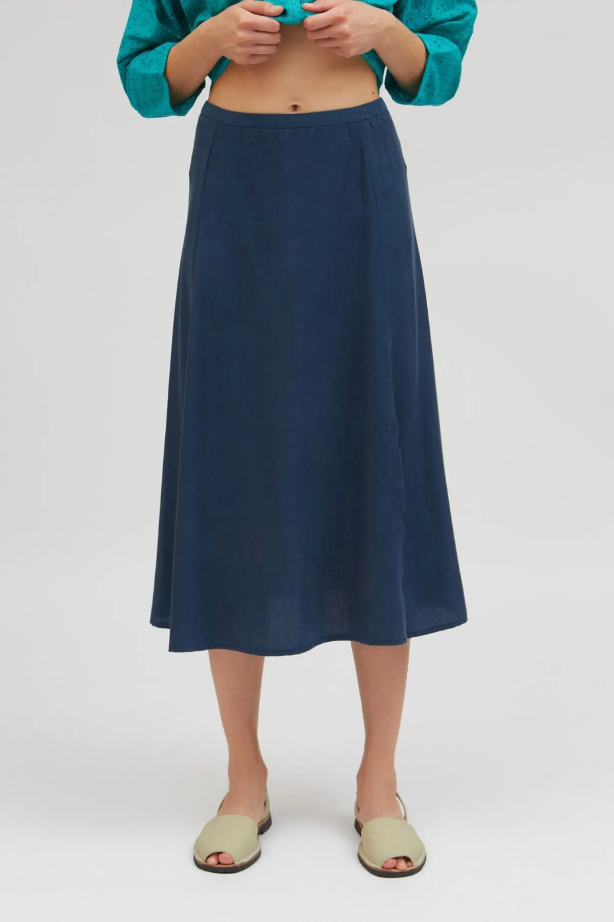 Blue Borneo Skirt Suite13