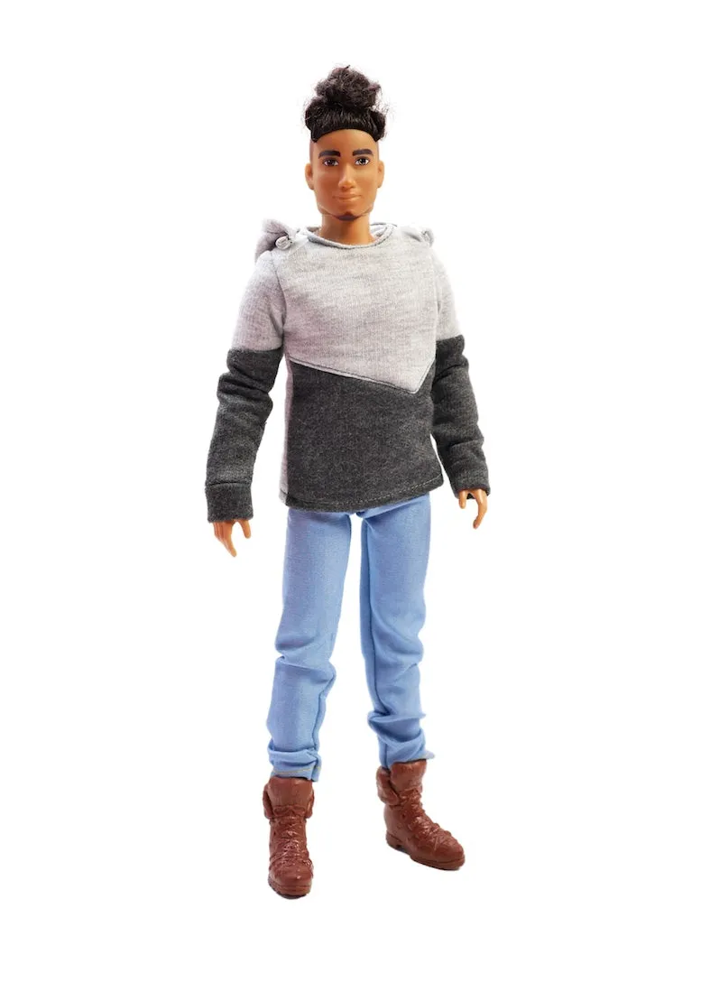 Gray Day Chillin’ Hoodie Sweater with Aztec Gaiter Fashion Pack