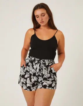 Plus Size Monochromatic Tropical Shorts