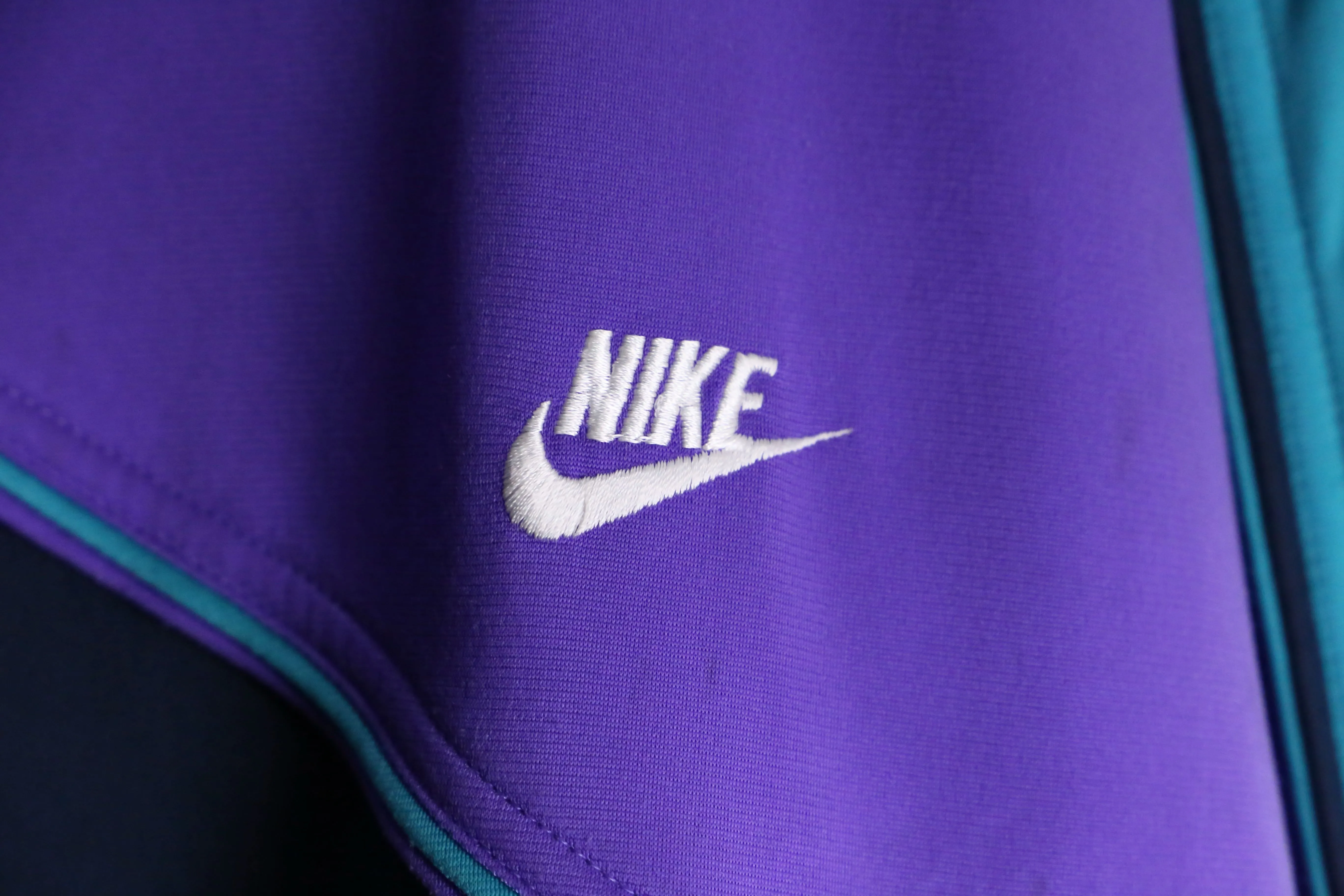 "NIKE" blue 3tone raglan track jacket