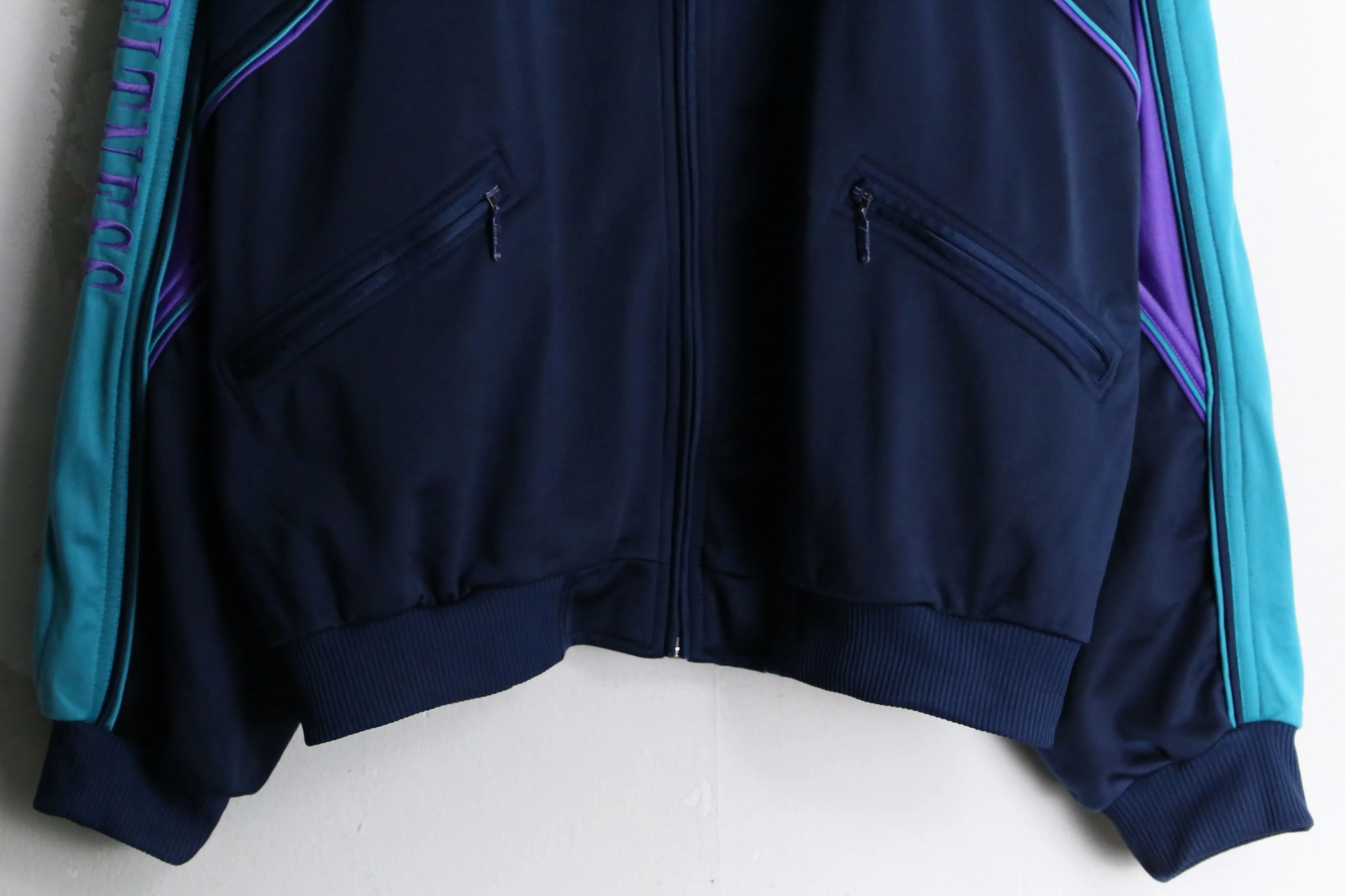 "NIKE" blue 3tone raglan track jacket