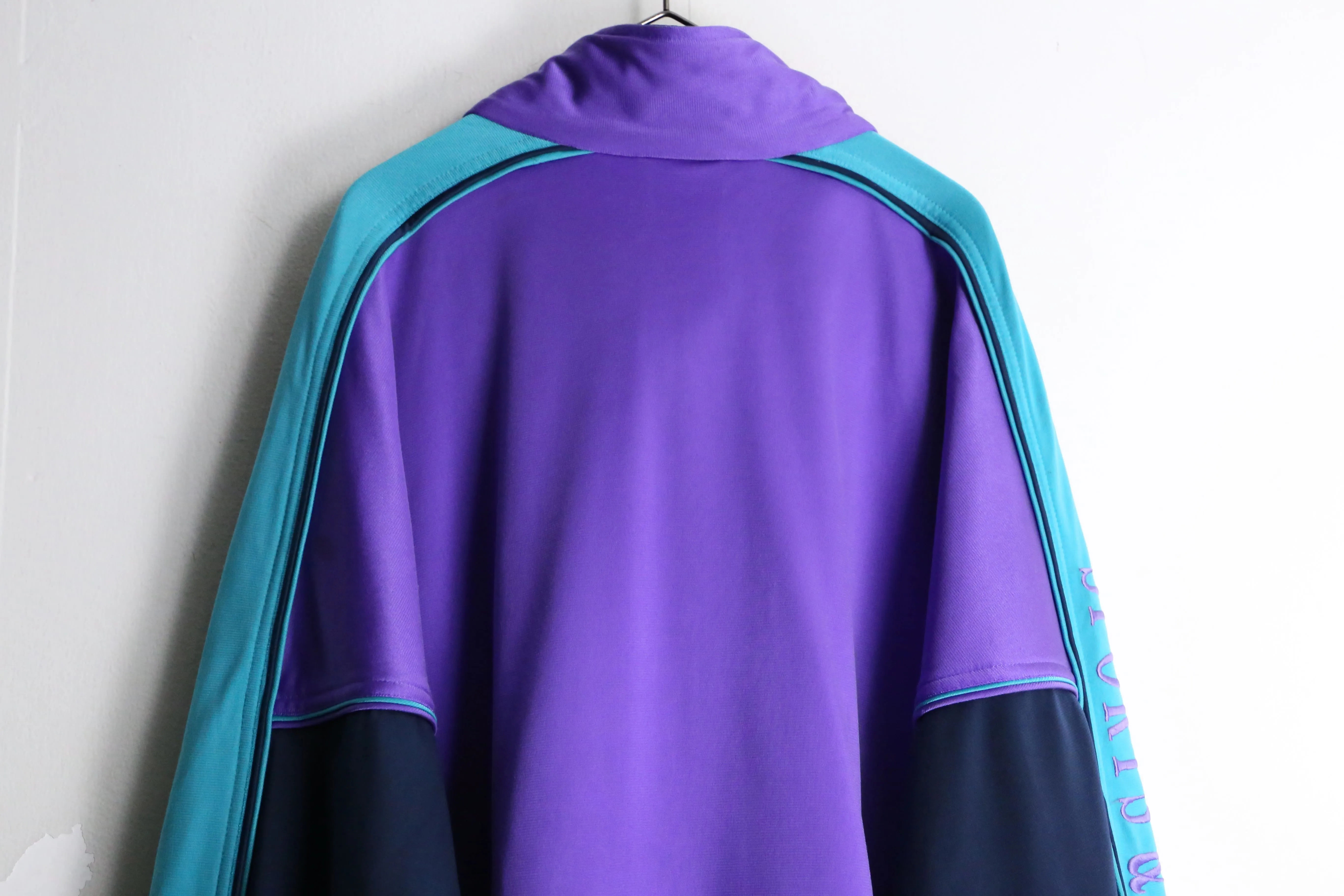 "NIKE" blue 3tone raglan track jacket