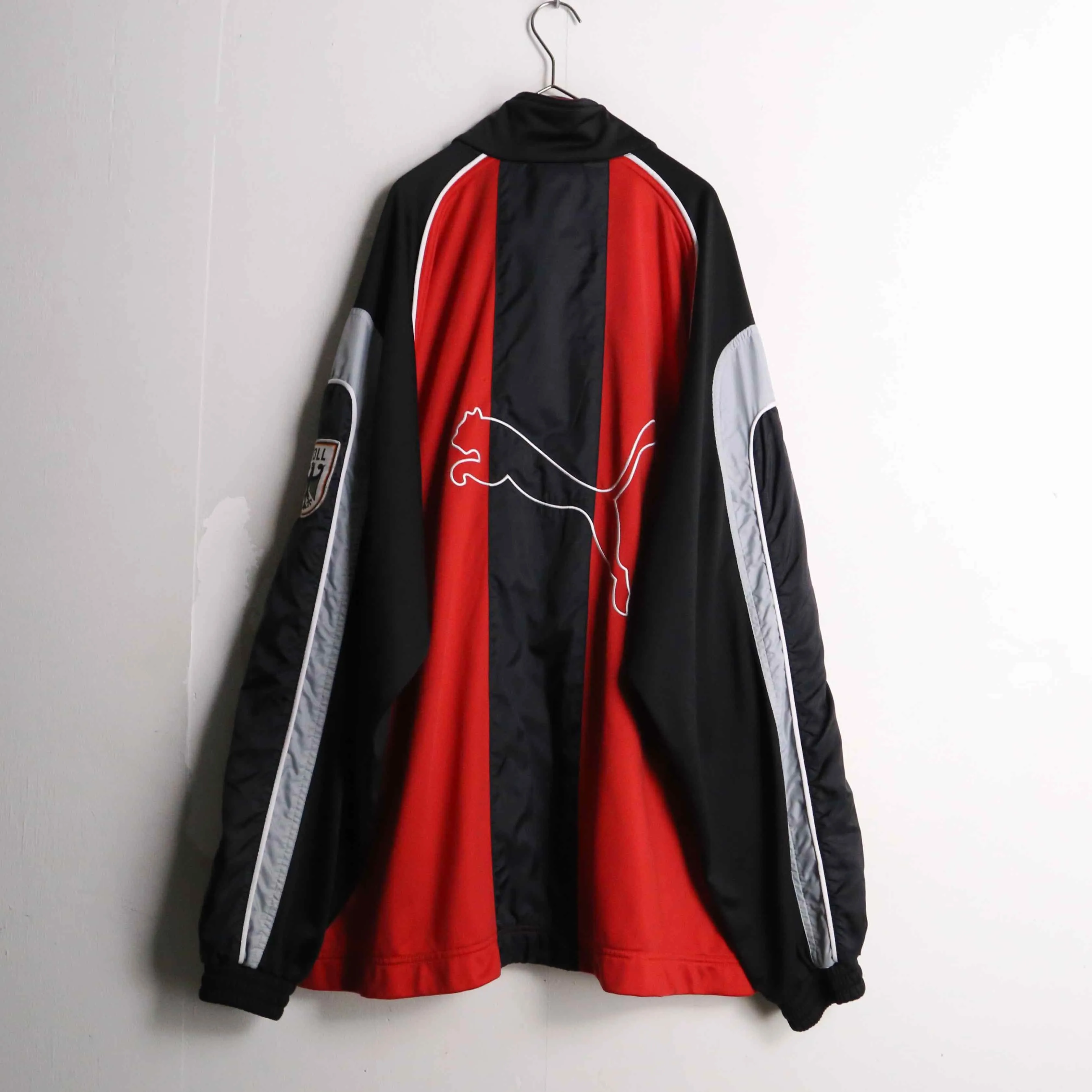 "PUMA" red × navy nylon track jacket