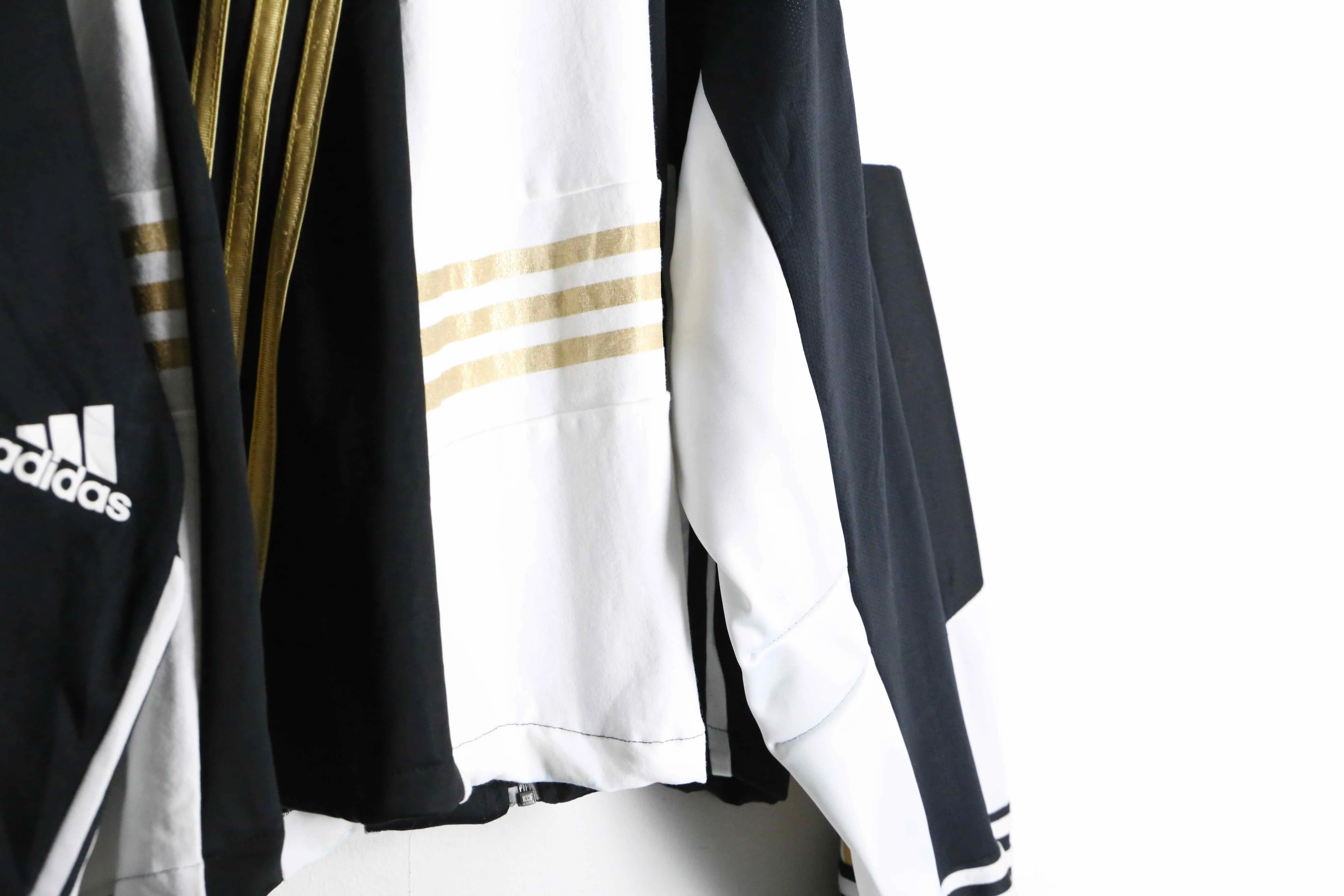 "Re:make" monotone×gold random track jacket