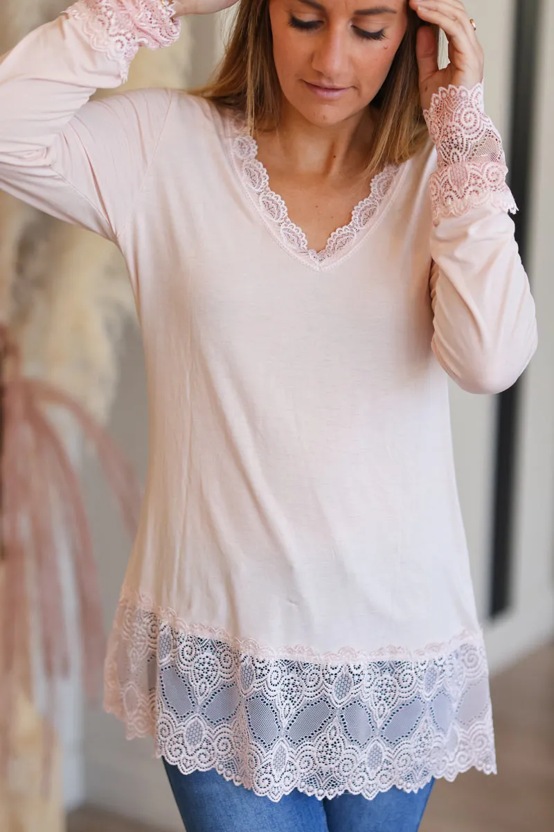 Sous pull rose pale manches longues dentelle