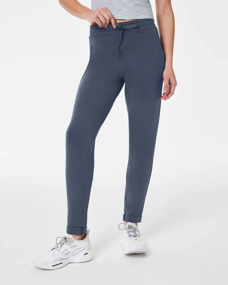 SPANX AirEssentials Tapered Pant