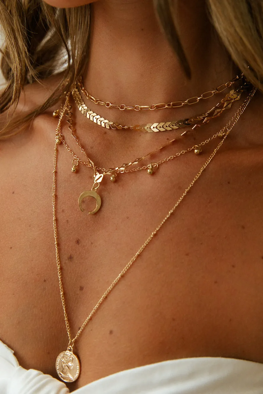 Treasuring You Necklace Gold