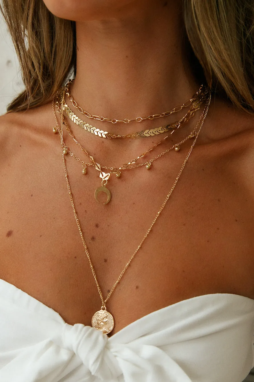 Treasuring You Necklace Gold