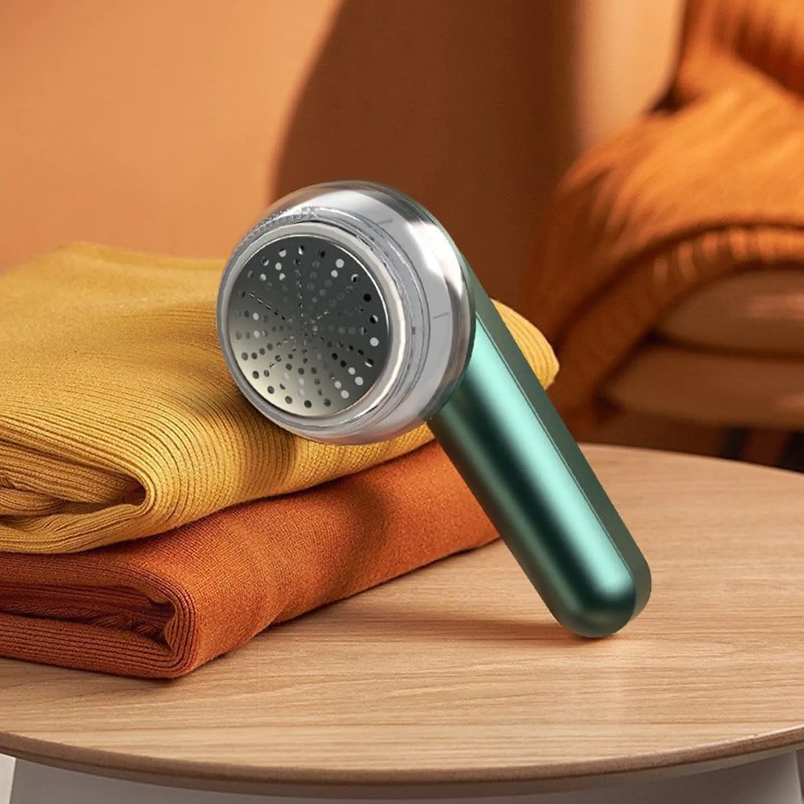 USB-Rechargeable Lint Remover - Creative Design for Clothes and Fabrics