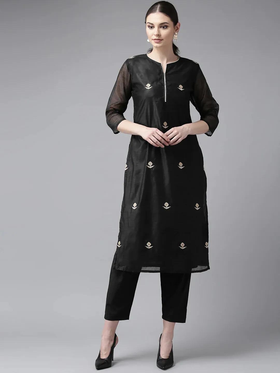 Women'S Black & Cream-Coloured Embroidered Kurta With Trousers